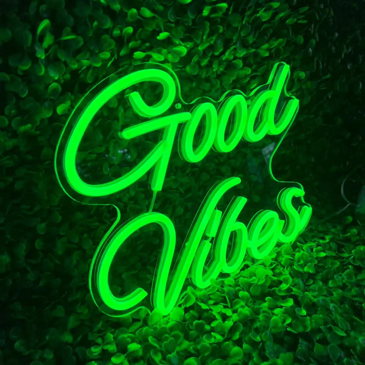 Enseigne Néon LED “Good Vibes”