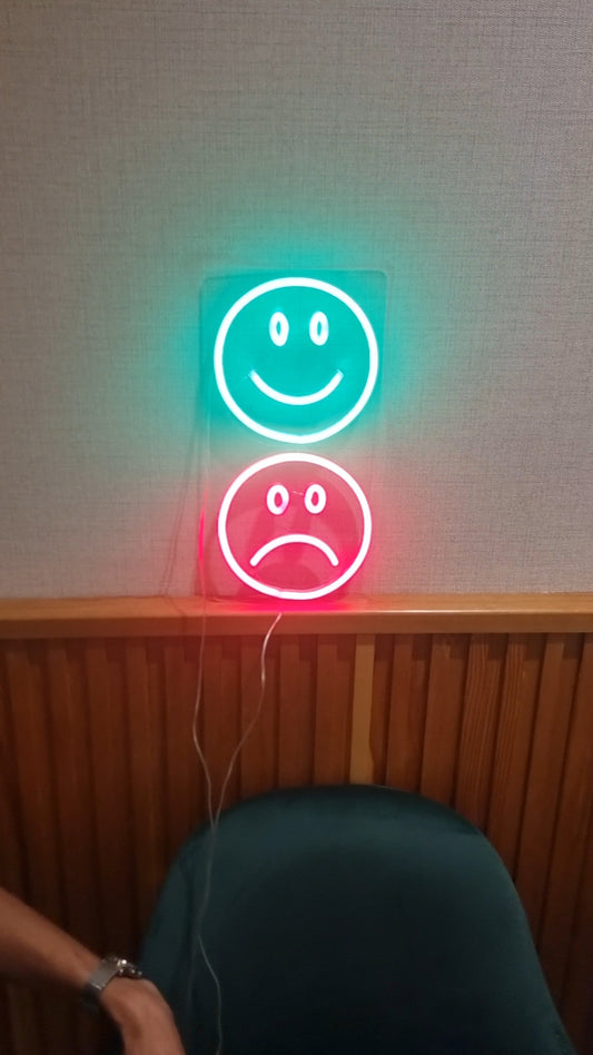 Enseigne Néon LED “MOOD EMOJI"